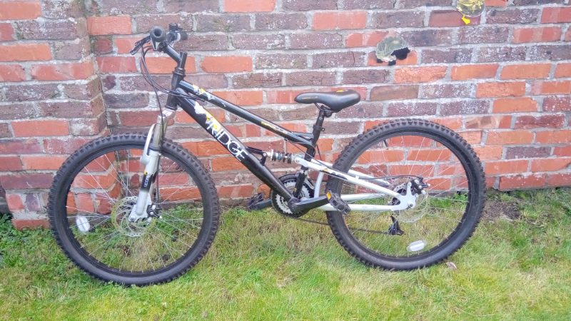 apollo ridge mountain bike 24